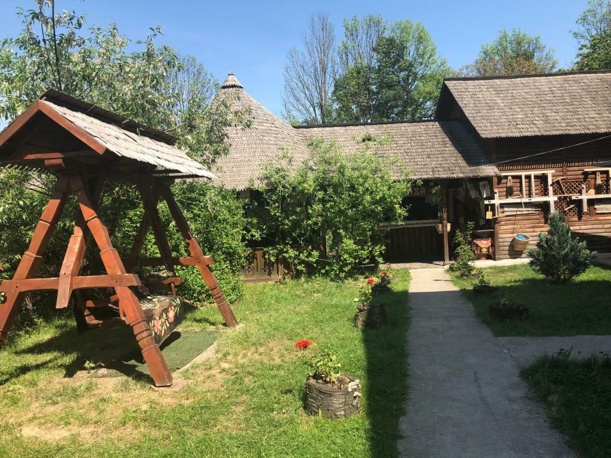 Hotel Pensiune Pastravarie La Pintea Haiducu Deseşti Exterior foto